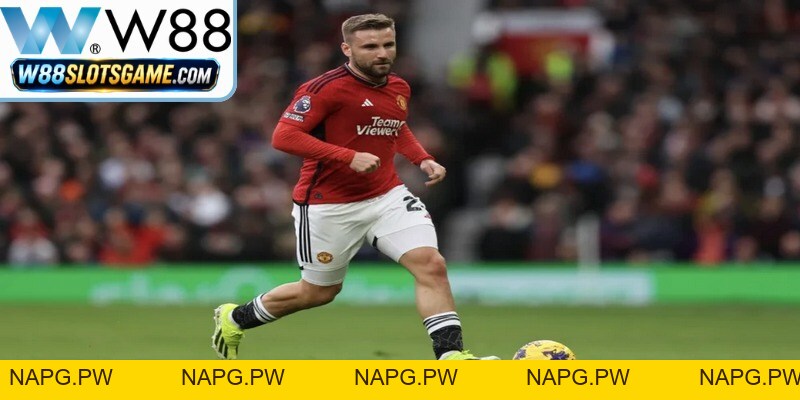 Luke Shaw Chấp Nhận Giảm Lương Để Tiếp Tục Ký Hợp Đồng MU Luke Shaw Chấp Nhận Giảm Lương Để Tiếp Tục Ký Hợp Đồng MU