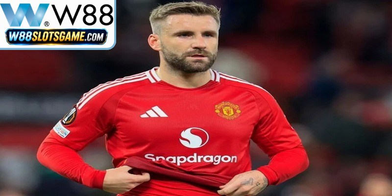 Luke Shaw Chấp Nhận Giảm Lương Để Tiếp Tục Ký Hợp Đồng MU Luke Shaw Chấp Nhận Giảm Lương Để Tiếp Tục Ký Hợp Đồng MU